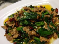 -蔼若春.传承三十年云南菜(金碧公园店)