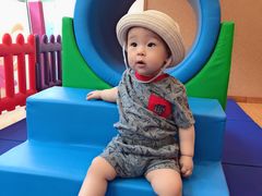 -抱抱熊托育中心(大悦城店)