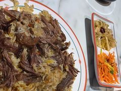 -那拉提肉筋抓饭