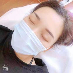 -莲姿娜·半永久纹眉皮肤管理