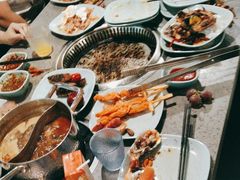 -金滏山烤肉·海鲜·火锅自助餐厅(襄阳万达店)