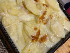 奶酪焗苹果-92°C俄式厨房(中央大街店)