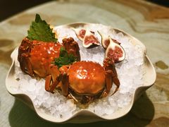 十年花雕醉湖蟹配无花果-湖滨28中餐厅·西湖宴·杭州君悦酒店