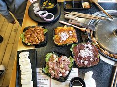 -赞酱川式烤肉(蜀都万达店)