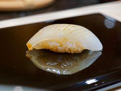 鱿鱼手握寿司-荣一代目OMAKASE板前料理