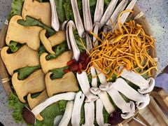 -阿婆情腊排骨火锅(金虹路店)