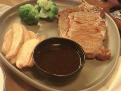-麦落精酿啤酒餐吧(先农大院店)