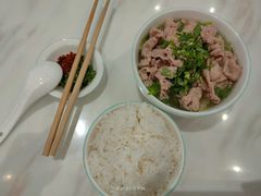 -犇逸·乐山跷脚牛肉·四川现炒(览海店)