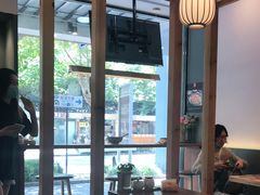 靠窗位-红小满休闲餐厅(十全街店)