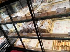 -宏发红西饼屋(天津路店)