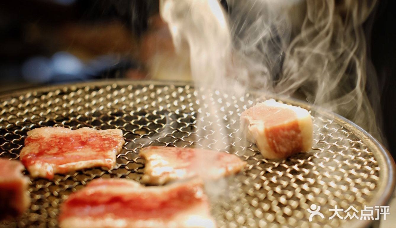 中国餐厅周 ｜城西烤肉小馆，油渍渍香喷喷