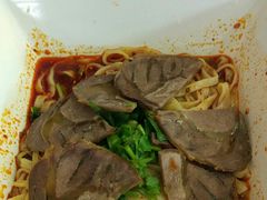 -康师傅私房牛肉面(申虹店)