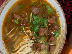 -金杨拉面王小吃面馆·牛三宝面·红烧牛肉粉