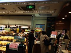 -全家便利店(上海南站站店)