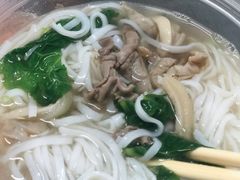 -抖牛白塔牛肉粿条汤(水围店)