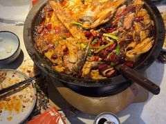 -鸣记脆皮烤鱼(三八广场店)