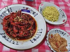 -小球滚滚湘菜馆·烤鱼·口味虾(太平街店)