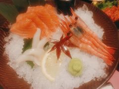 -牛YO寿喜烧·铁板烧和牛火锅自助(市府恒隆店)