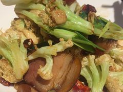 -粉墨特色菜·烧烤音乐酒馆