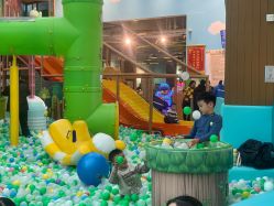 -悠游堂儿童乐园(公园茂店)