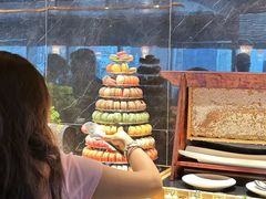 -雍容荟帝王蟹活龙虾展台自助(IFS黑金店)
