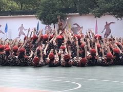 -武汉市武珞路中学