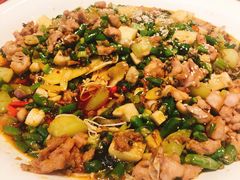 仔姜尖椒兔-兔槽江湖菜·重庆璧山兔(水围店)