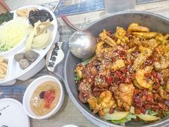 -鸡遇虾煲干锅火锅(小寨金莎店)