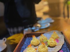 天蚕如意蟹黄酥-HOME餐厅粤菜 融合菜