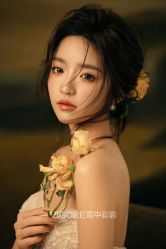 -雪中彩影婚纱摄影·微光艺术中心