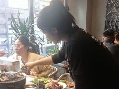 -草家酱蟹炭火烤肉店(珲春南路一店)
