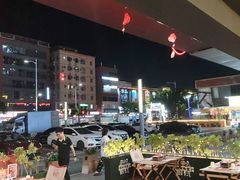 -蚝蚝先生·广式烧烤(信天广场店)