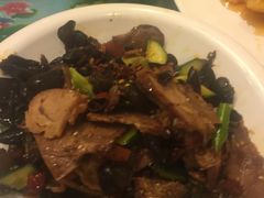 -闯关东东北农家菜(崂山石老人店)