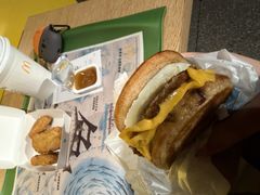 -麦当劳(中山公园龙之梦店)