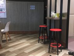 用餐区-肯德基(平江新城店)