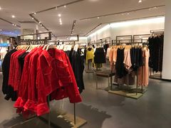 -URBAN REVIVO(佛山南海万达广场店)