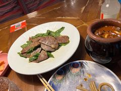 -雀舞云南菜(天津天河城购物中心店)