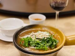 砂锅鱼翅-泰国村酒楼(室内体育馆店)