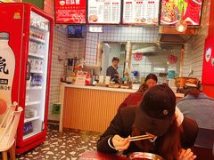 -拾味螺骨汤螺蛳粉(青年路店)