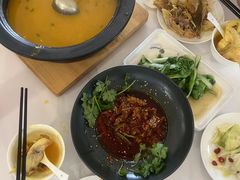 -华凌山庄·隐湖栖