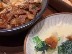 -8PINTS八品脱·日料·烧鸟·精酿小酒馆(莘庄店)