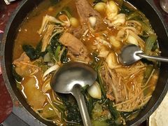 -喇喇排骨火锅·传统韩式脊骨汤(望京西园总店)