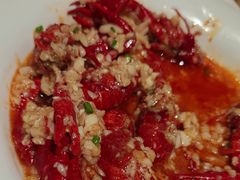 -肥肥虾庄·金牌油焖大虾(杨园滨江时代walk店)
