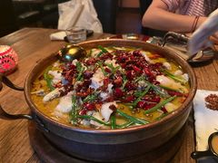 -SISTERS BAR RESTAURANT川意酒馆(嘉善老市H楼店)