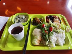-奔驰北京极光星徽(四元桥店)
