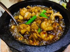 石锅杭椒牛蛙-桂满陇-十里风荷(合生汇店)