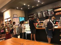 -星巴克(重庆火车北站北广场II店)