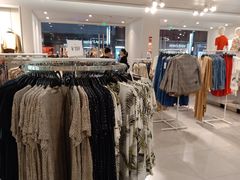 -H&M(天一广场店)