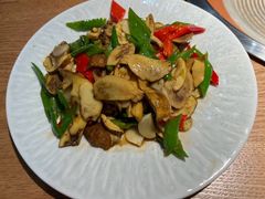 -一朵菌·野生菌探索家火锅(南亚店)