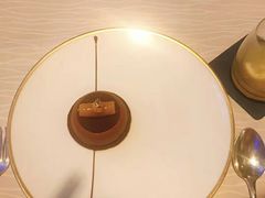 -迪拜帆船酒店海底餐厅